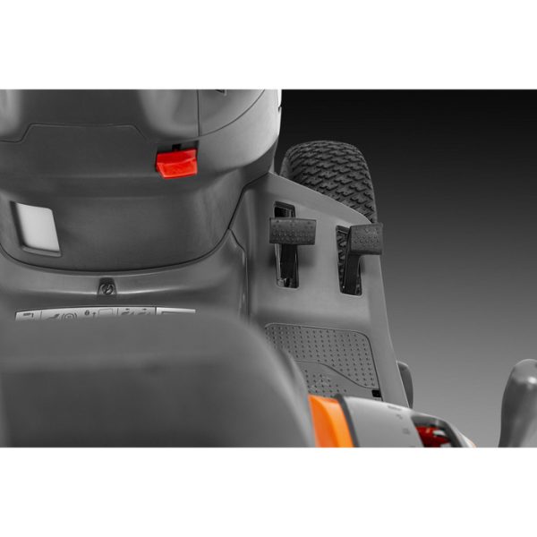 HUSQVARNA TC 112 Rasentraktor – Bild 2