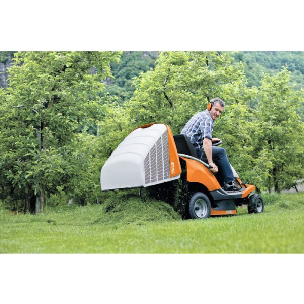 STIHL RT 4082 Aufsitzrasenmäher – Bild 2